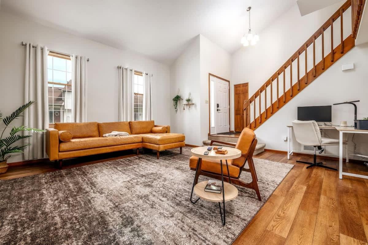 פורט וויין Family Friendly And Quite 2 Bedroom Condo Close To Fun מראה חיצוני תמונה